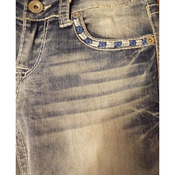 Grace in LA CHARME Capri Jean Low Rise thick thread Embroidered size 26 NWT - Picture 5 of 5